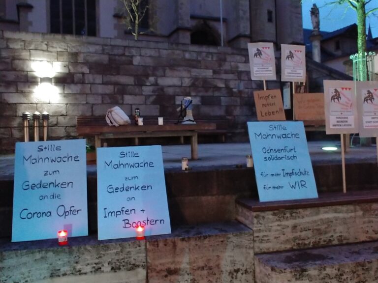 Stille Mahnwache zum Gedenken an die Coronaopfer