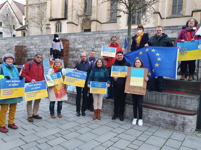 Mahnwache mit Kundgebung – Solidarität mit Ukraine – Ochsenfurt setzt ein Zeichen